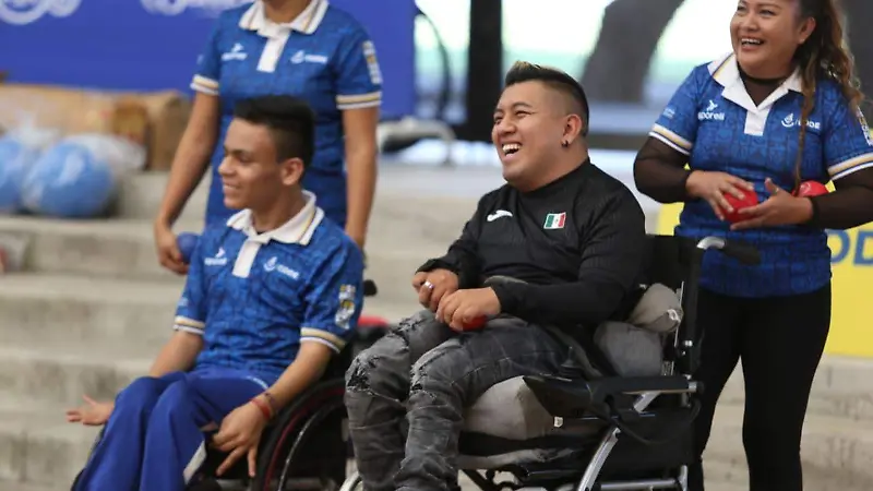 Equipo moderno a paraatletas 1